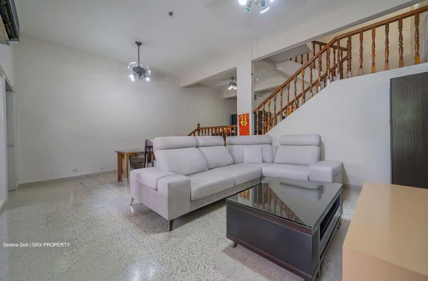 Tai Hwan Garden (D19), Terrace #568081001